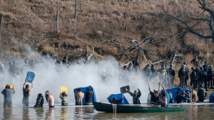 Obama: Controversial Dakota pipeline could be re-routed